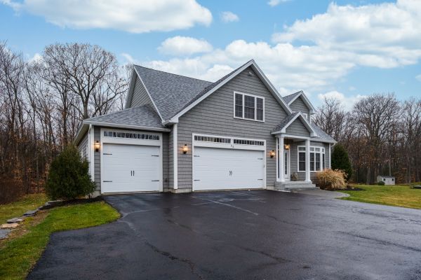Driveway Asphalt Replacement in Kingwood